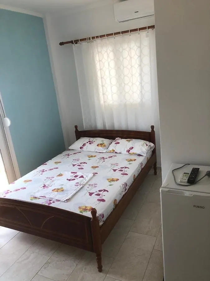 Apartahotel Villa John Borsh